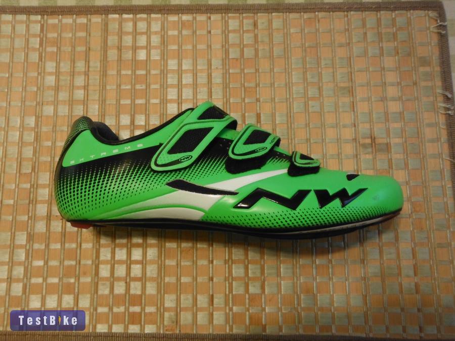 Northwave Extreme 40.5 (26.3cm tb) kerékpáros cipő - újszerű