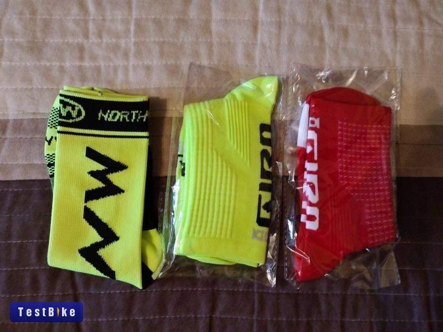Northwave Giro kerékpáros zokni újak fluo yellow és red 