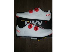 Northwave Revolution 42.5