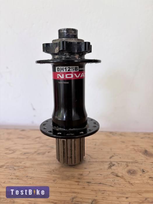Novatec DH12SB 150x12 32L