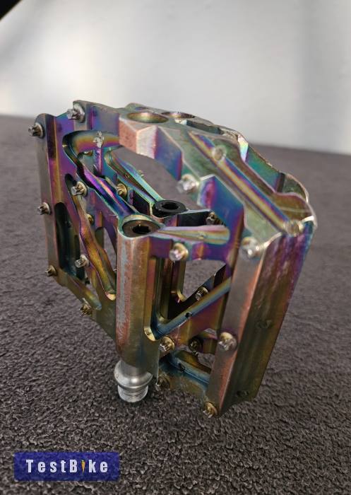 NOW8 M46 oil slick taposó pedál