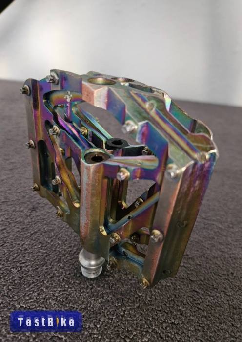 NOW8 M46 oil slick taposó pedál