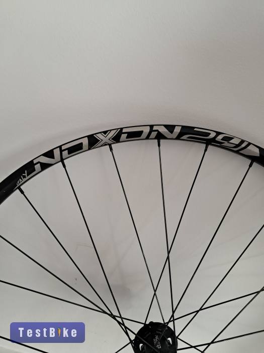 Noxon 29" Boost kerék DT Swiss 240 XR 1501!