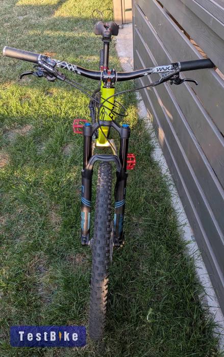 NS Bikes (M) – Fox 34 Performance Elite, XT szett 27,5”