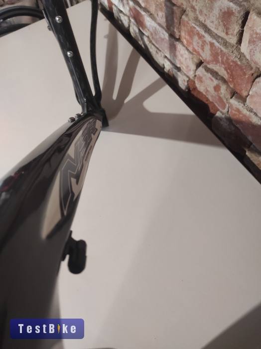 NSR Space S Rocco karbon országúti vázszett L-es méretben