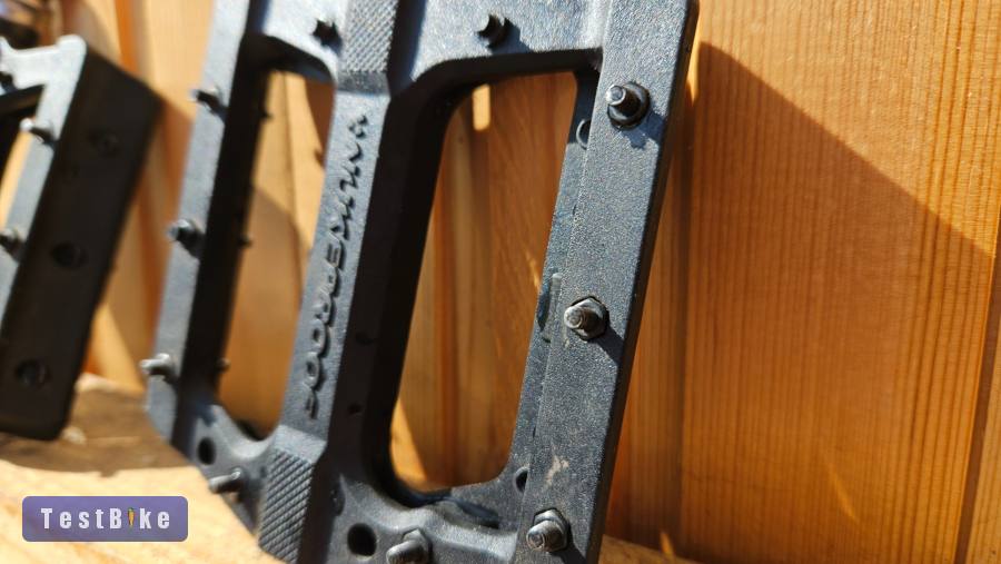 Nukeproof Neutron Evo (újszerű, taposó)