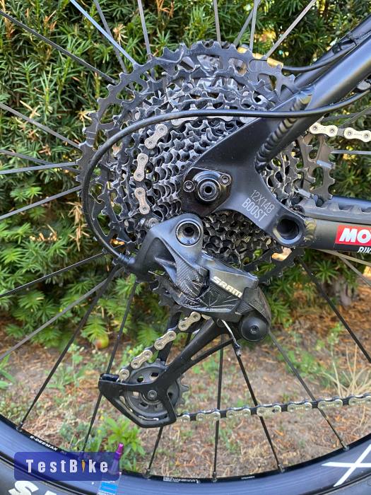 Nukeproof Scout 290 XL merev enduro