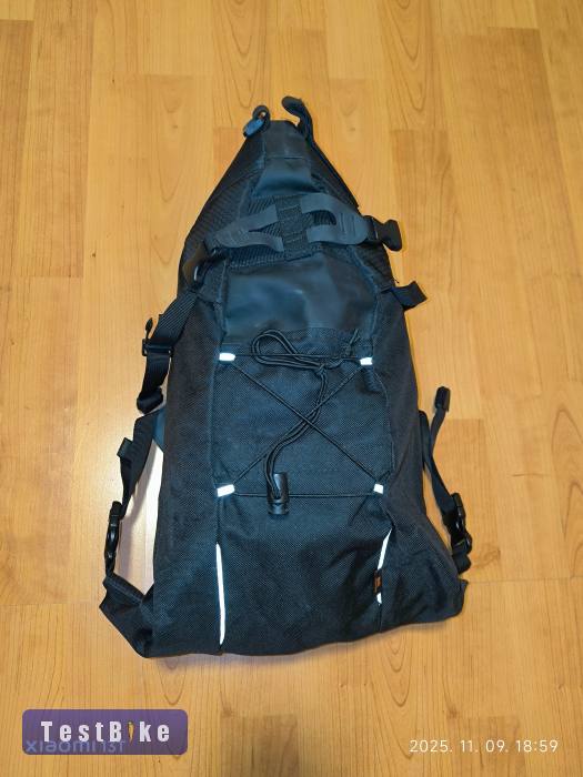 Nyeregtaska 15literes