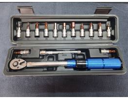 Új Nyomatékkulcs 1/4" 2-24Nm bit fejekkel készletben 