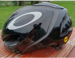 Oakley Aero 5 Mips kerékpáros sisak, fekete S-es eladó.