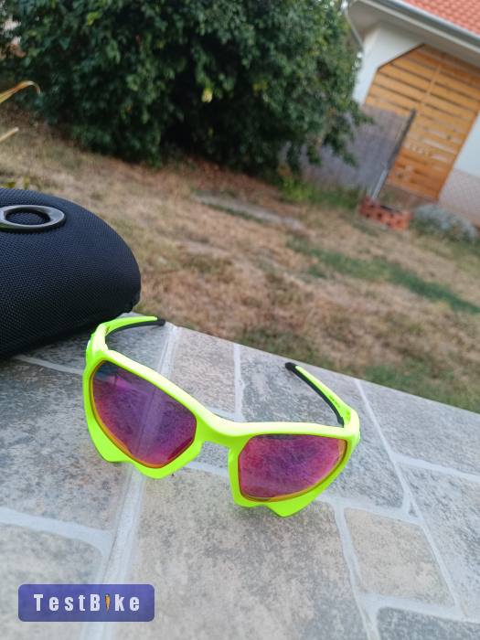 Oakley Plazma napszemüveg eladó! 