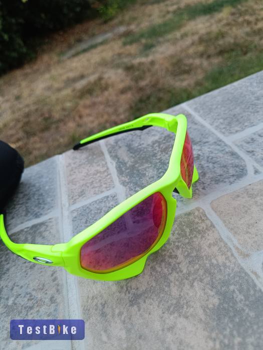 Oakley Plazma napszemüveg eladó! 