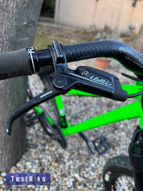 Octane One Void 3.0 Dirt Jump / Pump Track Marzocchi Bomber 