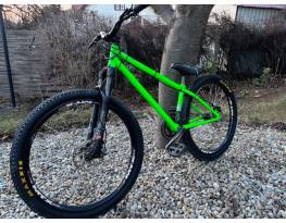 Octane One Void 3.0 Dirt Jump / Pump Track Marzocchi Bomber 