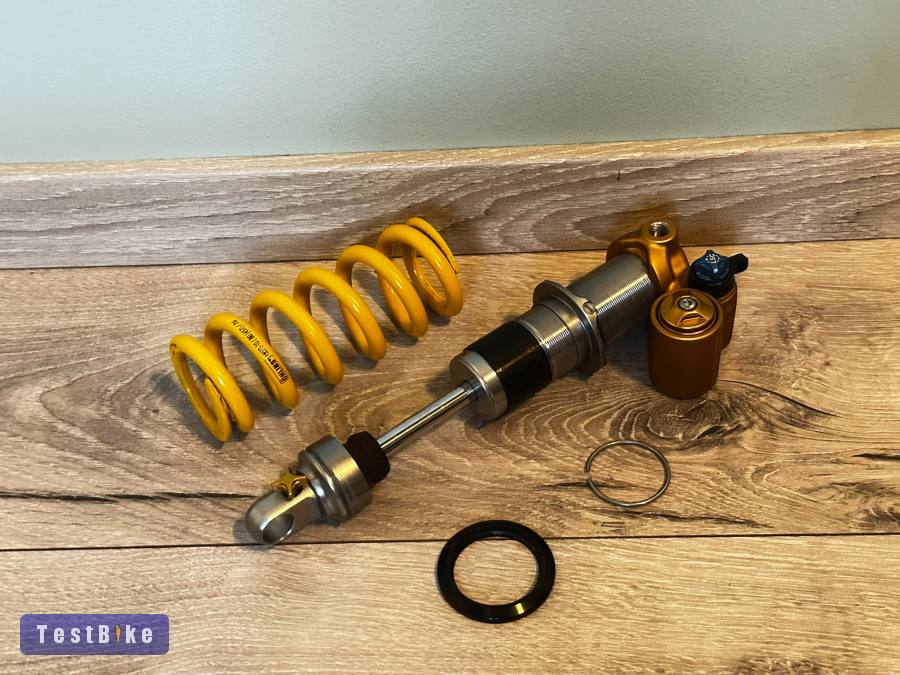 Öhlins TTX22m.2 225x75 457lbs