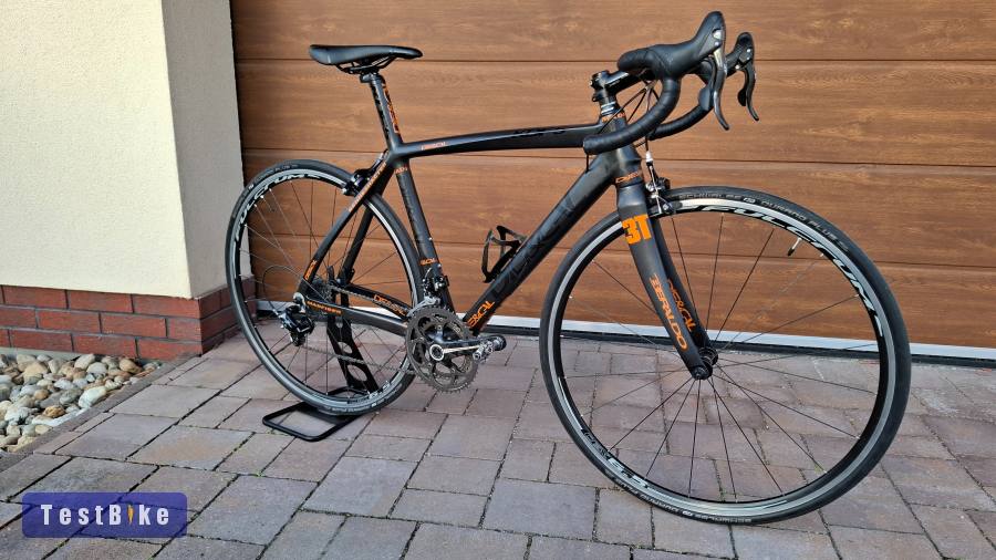 Olasz gull carbon országúti kerekpár