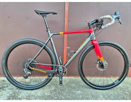 One One Space Chicken Carbon Gravel 1x11 Rival. Hunt.Dropper