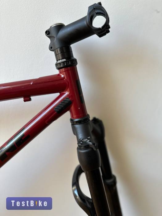 On*one Inbred acél MTB vázszett