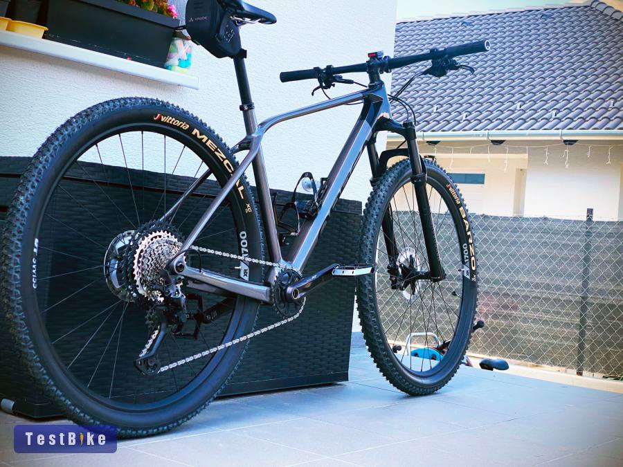Orbea Alma – Shimano XT szettel, DT Swiss kerekekkel