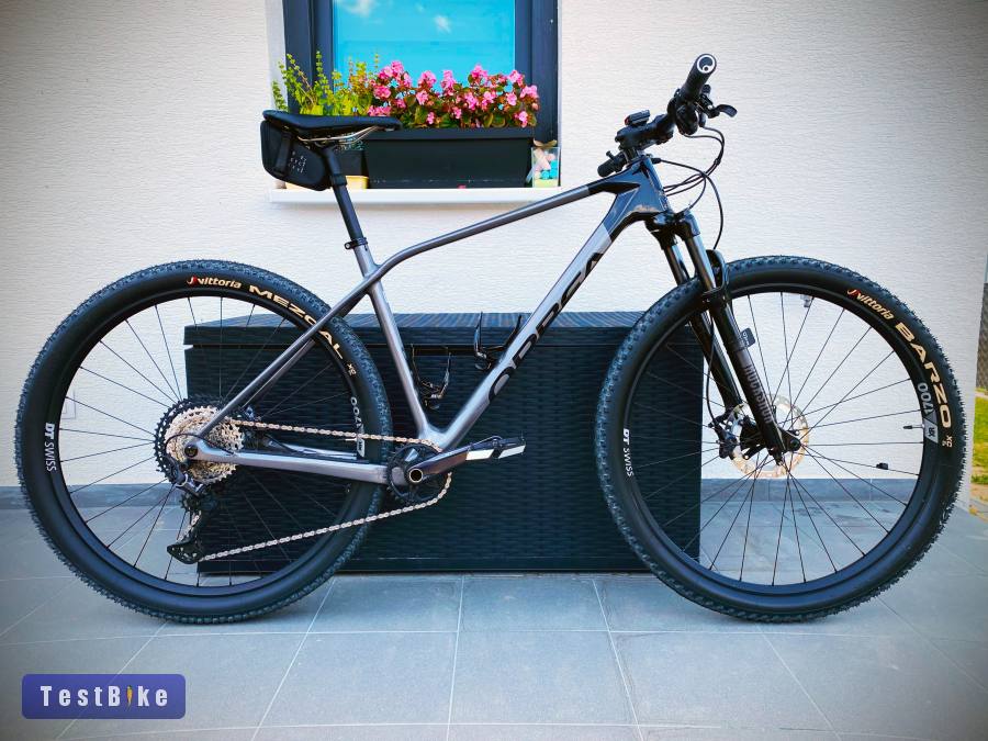 Orbea Alma – Shimano XT szettel, DT Swiss kerekekkel