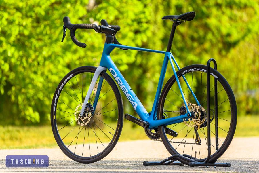 Orbea Orca M30 (56) karbon országúti kerékpár