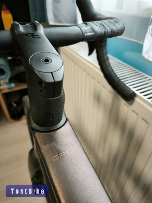 Orbea Orca M30i Országúti Shimano 105 Di2 tárcsafék 