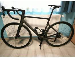 Orbea Orca M30i Országúti Shimano 105 Di2 tárcsafék 