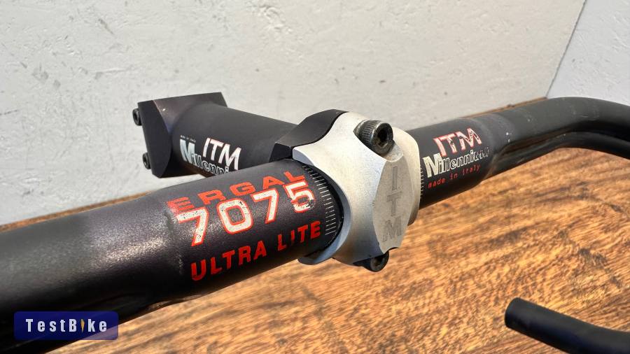 Országúti kormány stucni. Bontrager Itm uno pro oval