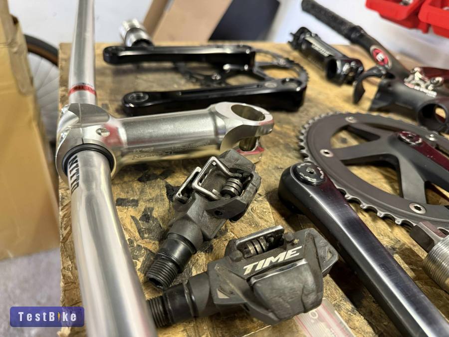 Oúti/Pálya Cuccok Sugino,Mash, Nitto, Flite, Fizik