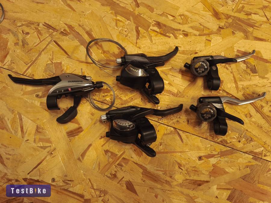 Páratlan fékváltó karok 