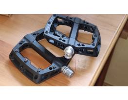 Pedotech - profi szegecses platform pedál - MTB, Gravel