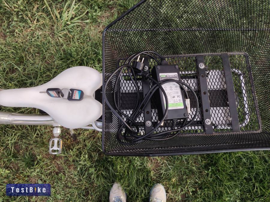 Pegasus E-Tour elektromos kerékpár.