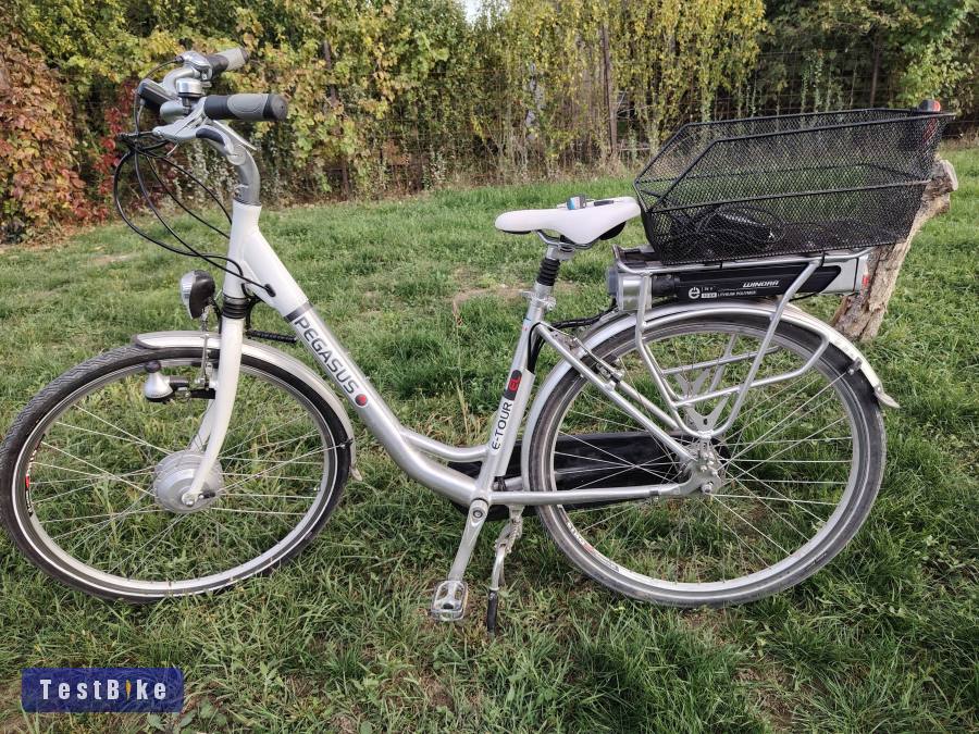 Pegasus E-Tour elektromos kerékpár.