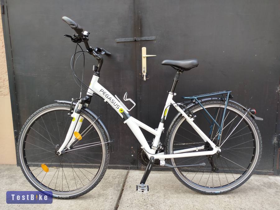 Pegasus Solero alacsony átlépésű trekking-városi bicikli