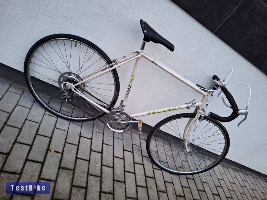 Peugeot országúti 28-as felújítva