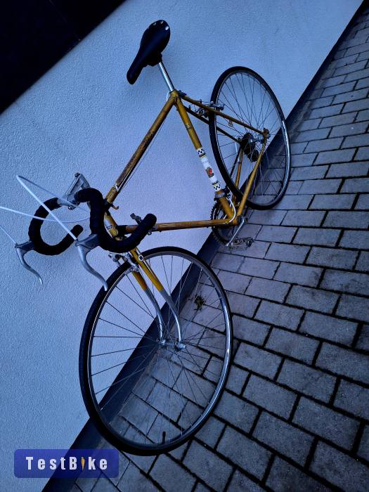 Peugeot országúti 28-as felújítva