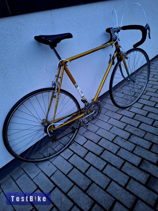 Peugeot országúti 28-as felújítva