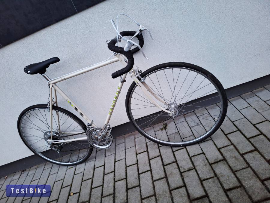 Peugeot országúti 28-as felújítva