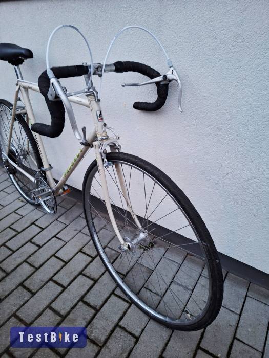 Peugeot országúti 28-as felújítva