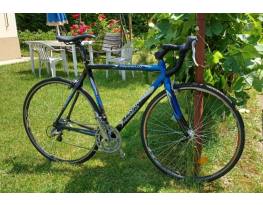 Pinarello Angliru országúti kerékpár