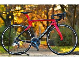 Pinarello Dogma F10 (53) full karbon orszĂĄgĂști kerĂ©kpĂĄr
