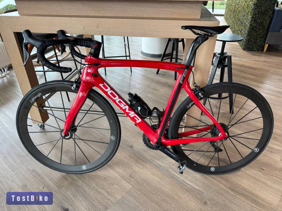 Pinarello Dogma f8 Dura-Ace di2, Lightweight kerékszett !