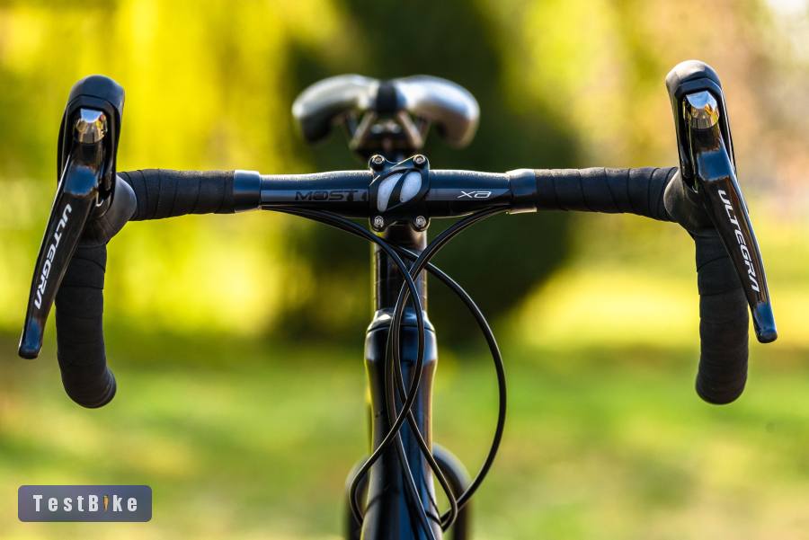 Pinarello Prince Disk (56) karbon országúti kerékpár