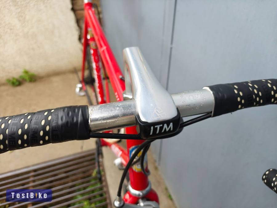 Pinarello Vuelta országúti kerékpár eladó 