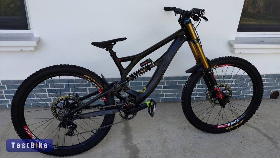 Pivot Phoenix DH L Méret