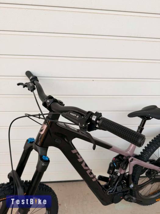 Pivot shuttle ampd