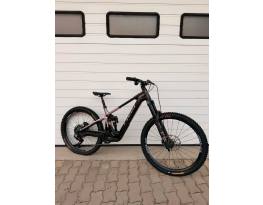 Pivot shuttle ampd