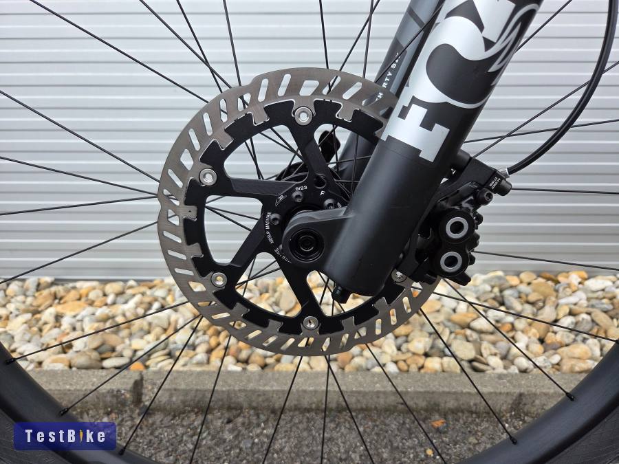 Prémium német ebike! 0km Rotwild carbon fully FOX XT Magura