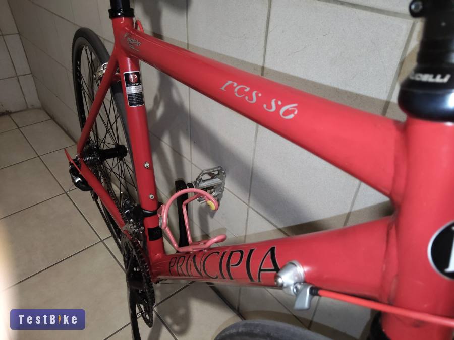 Principia országúti kerékpár ,ez már fix ár...