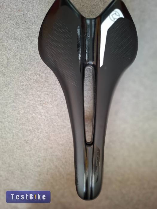 Pro Falcon carbon nyerg